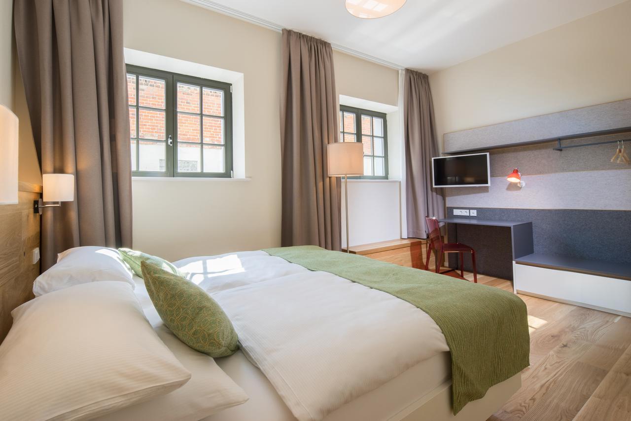 Paulinenhof Hotell Belzig Eksteriør bilde